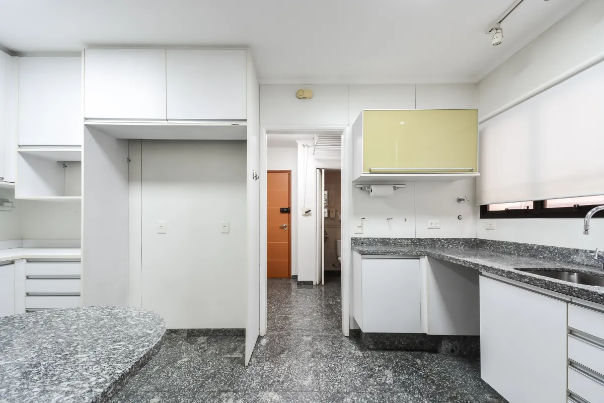 Apartamento à venda com 155m², 4 quartos com vaga - 43
