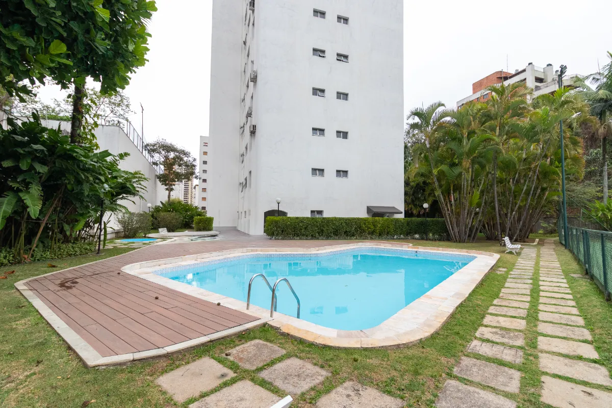Apartamento à venda com 145m², 3 quartos com vaga - 33