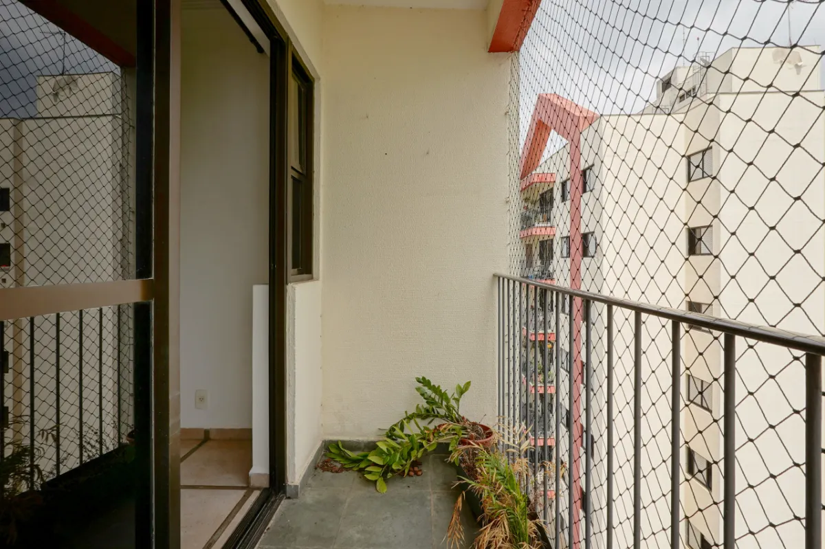 Apartamento à venda com 77m², 3 quartos com vaga - 18