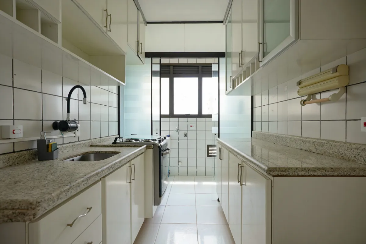 Apartamento à venda com 77m², 3 quartos com vaga - 24