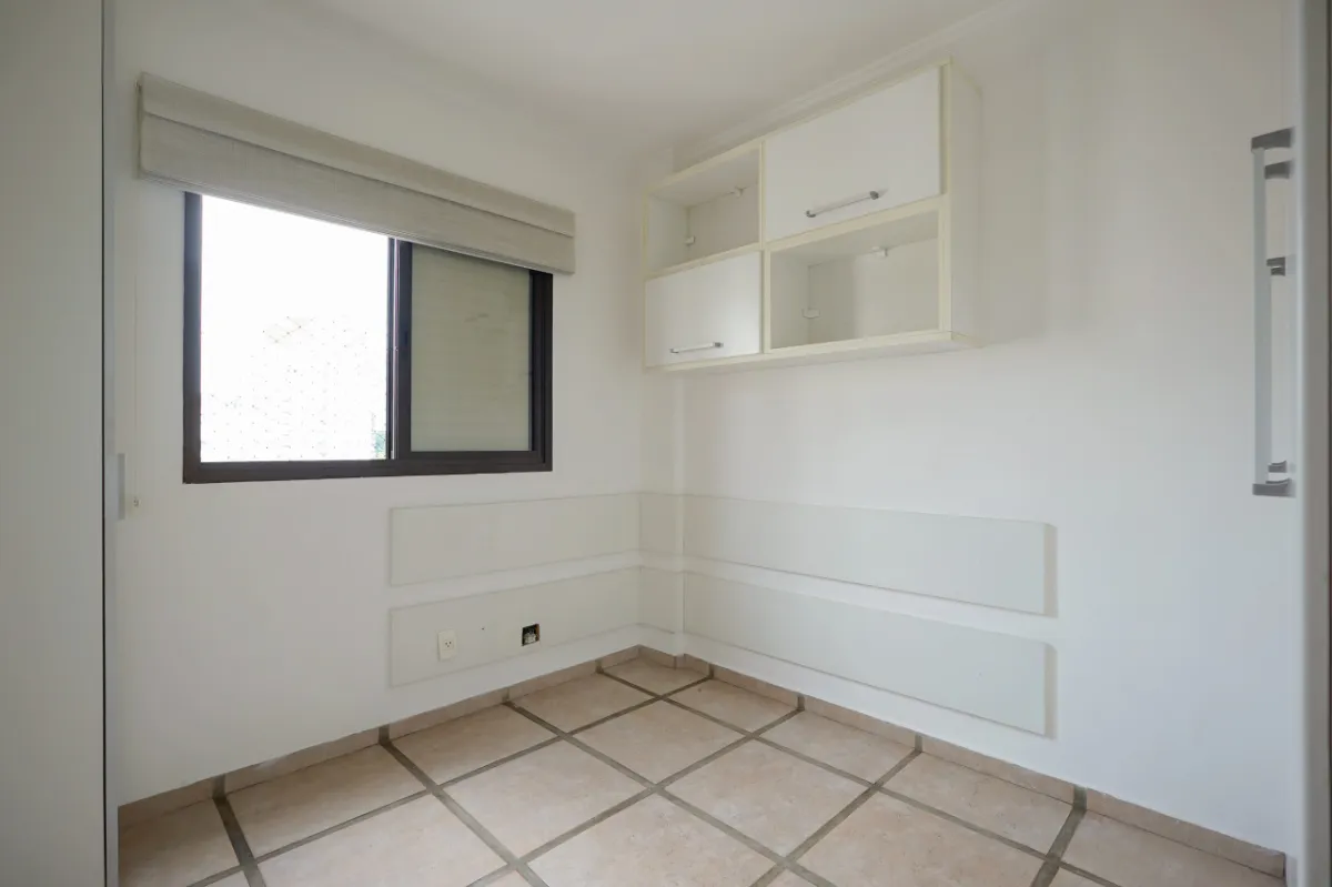 Apartamento à venda com 77m², 3 quartos com vaga - 9