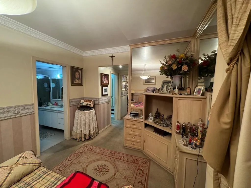 Apartamento à venda com 194m², 4 quartos com vaga - 10