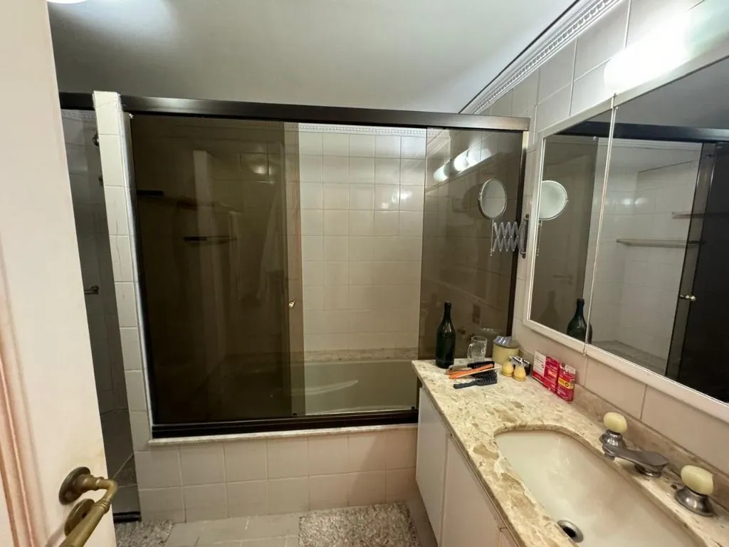 Apartamento à venda com 194m², 4 quartos com vaga - 22