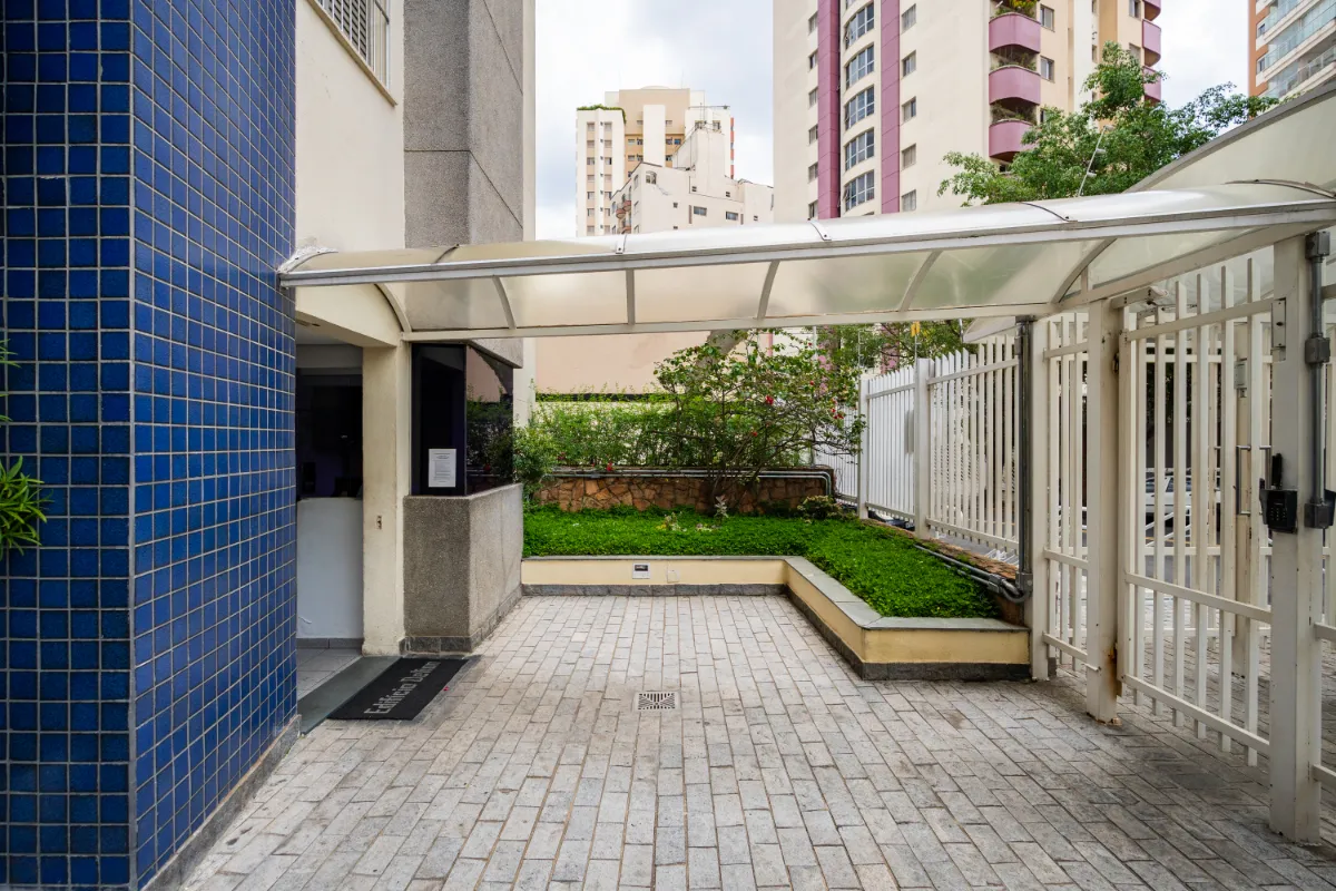 Apartamento à venda com 75m², 3 quartos com vaga - 70