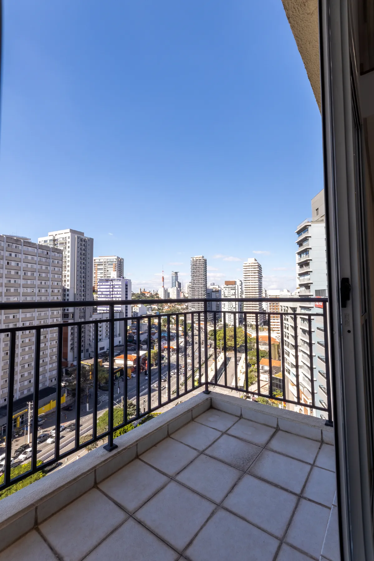 Apartamento à venda com 70m², 1 quarto com vaga - 10