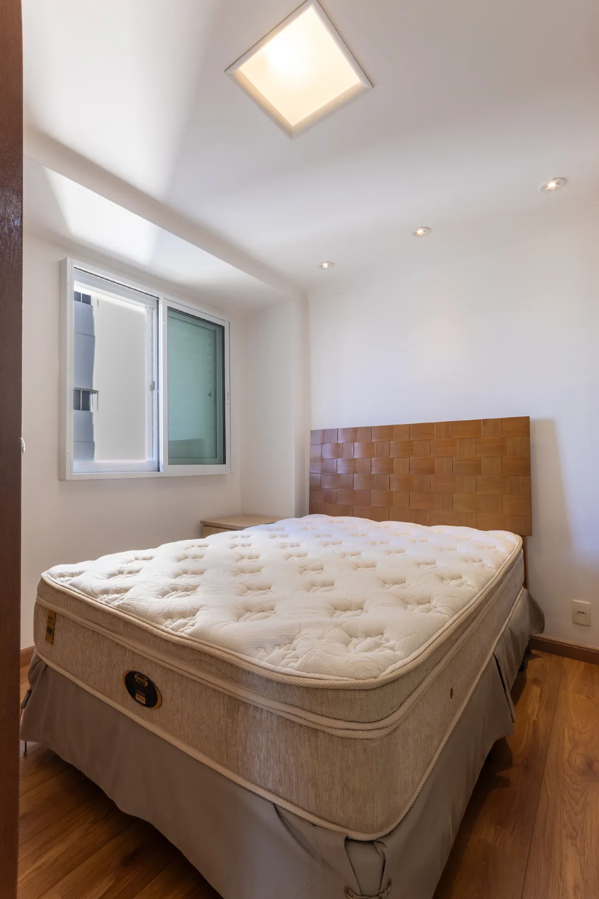 Apartamento à venda com 70m², 1 quarto com vaga - 25