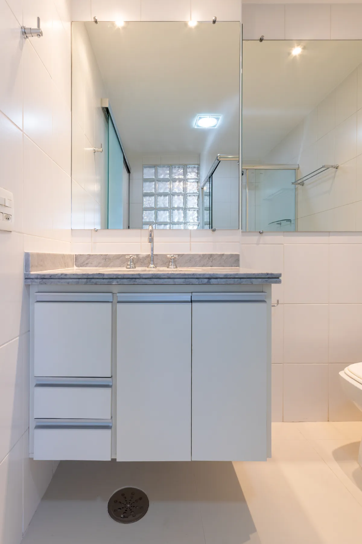 Apartamento à venda com 70m², 1 quarto com vaga - 29
