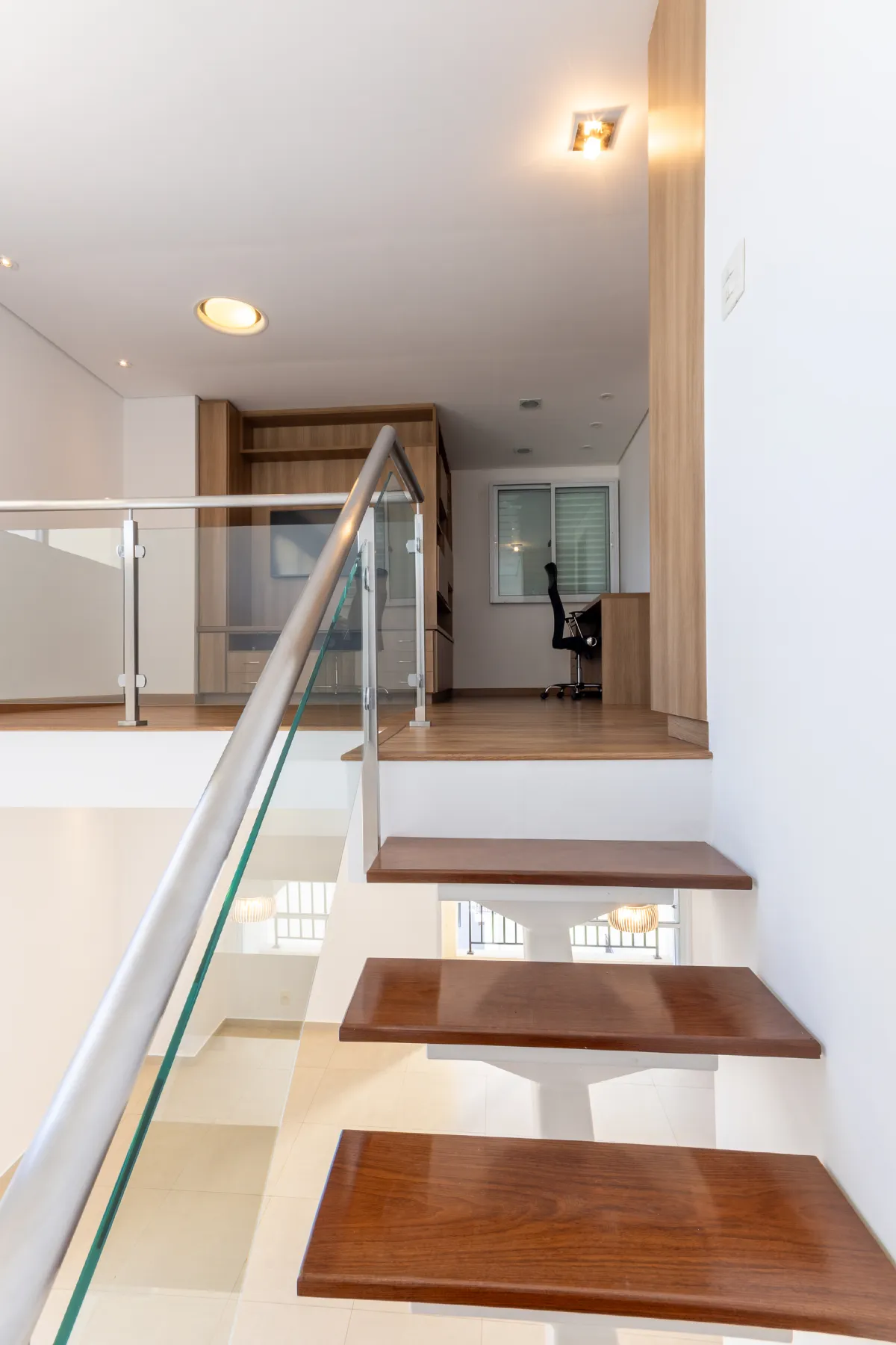 Apartamento à venda com 70m², 1 quarto com vaga - 33