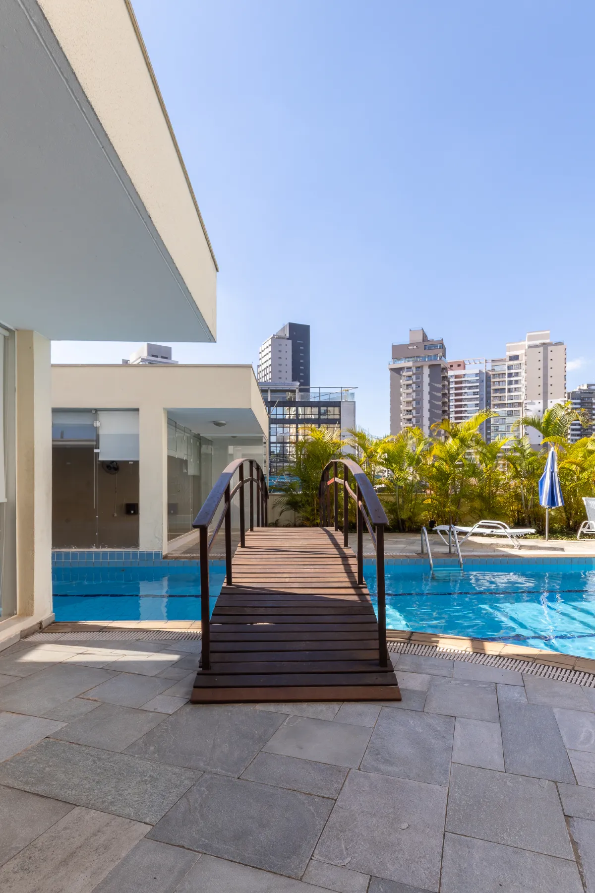 Apartamento à venda com 70m², 1 quarto com vaga - 47