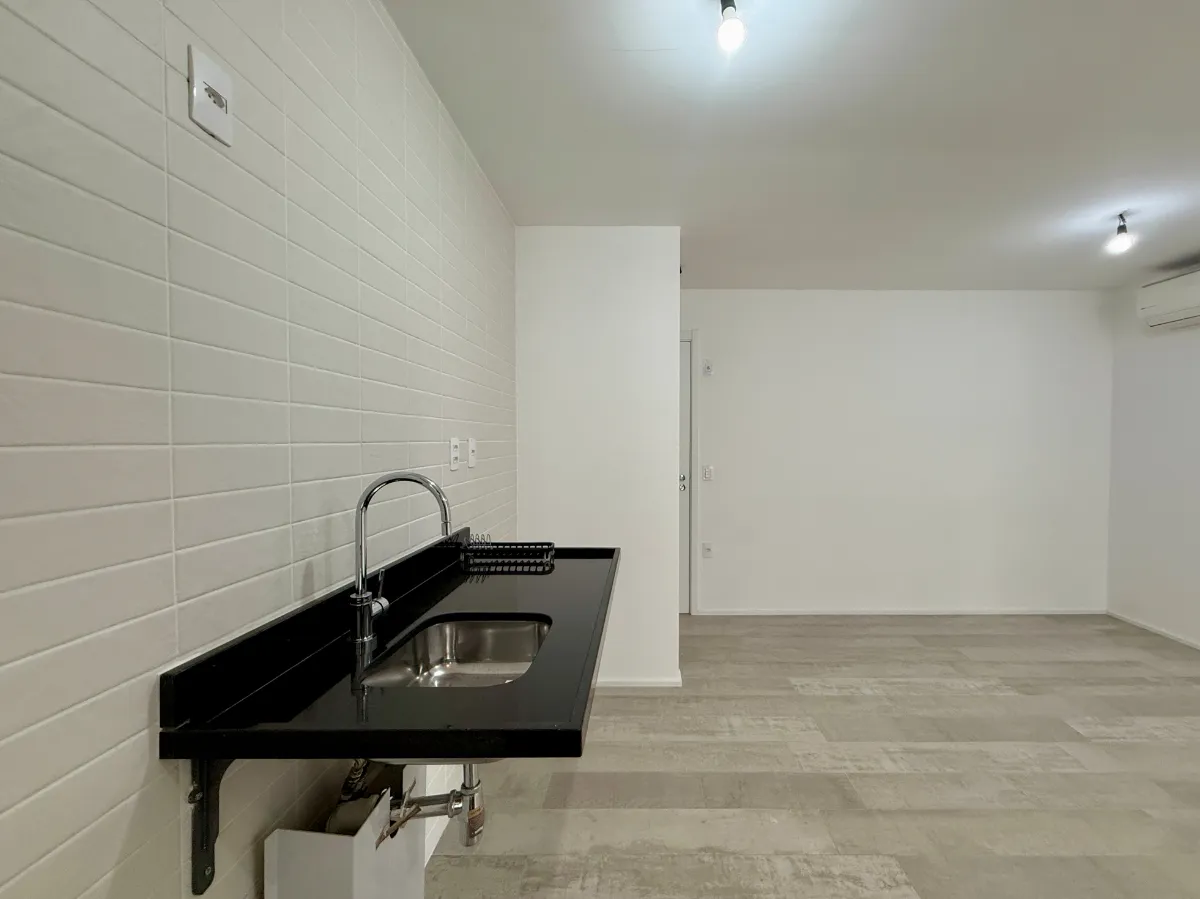 Apartamento à venda com 64m², 2 quartos com vaga - 13