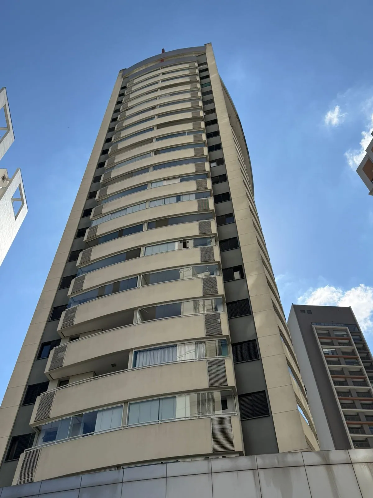 Apartamento à venda com 53m², 2 quartos com vaga - 57