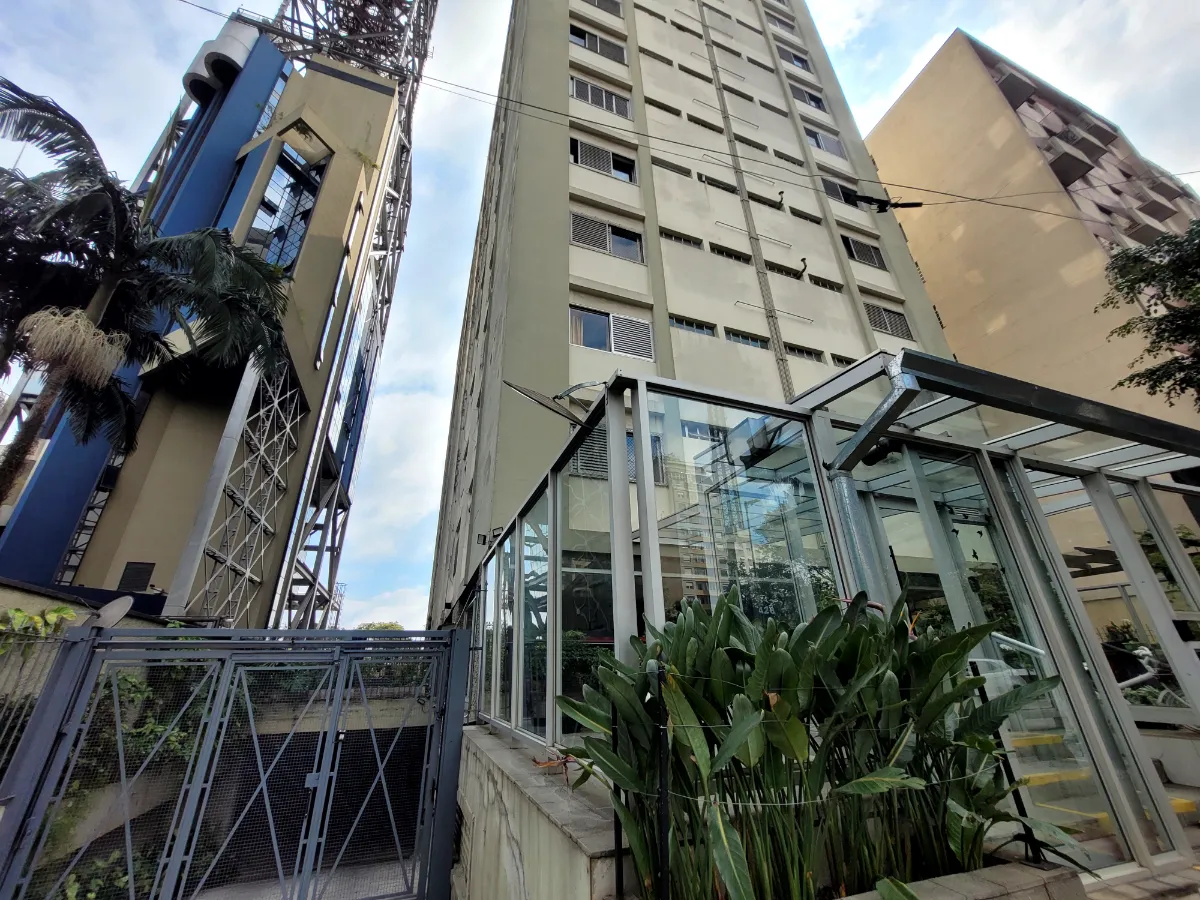 Condomínio Edifício Pampulha - 35