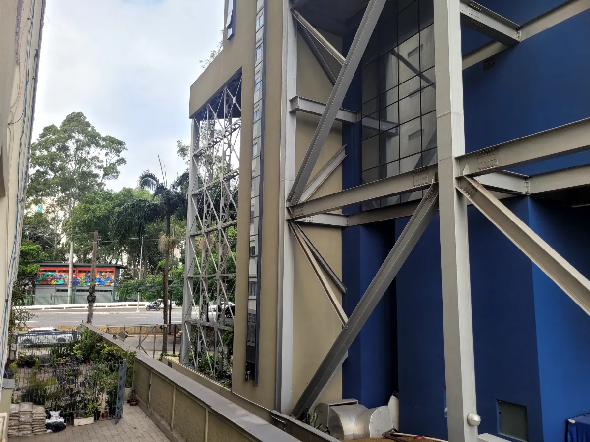 Condomínio Edifício Pampulha - 9