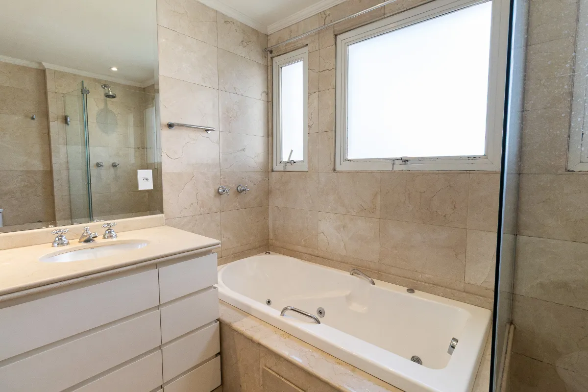 Apartamento à venda com 214m², 3 quartos com vaga - 37