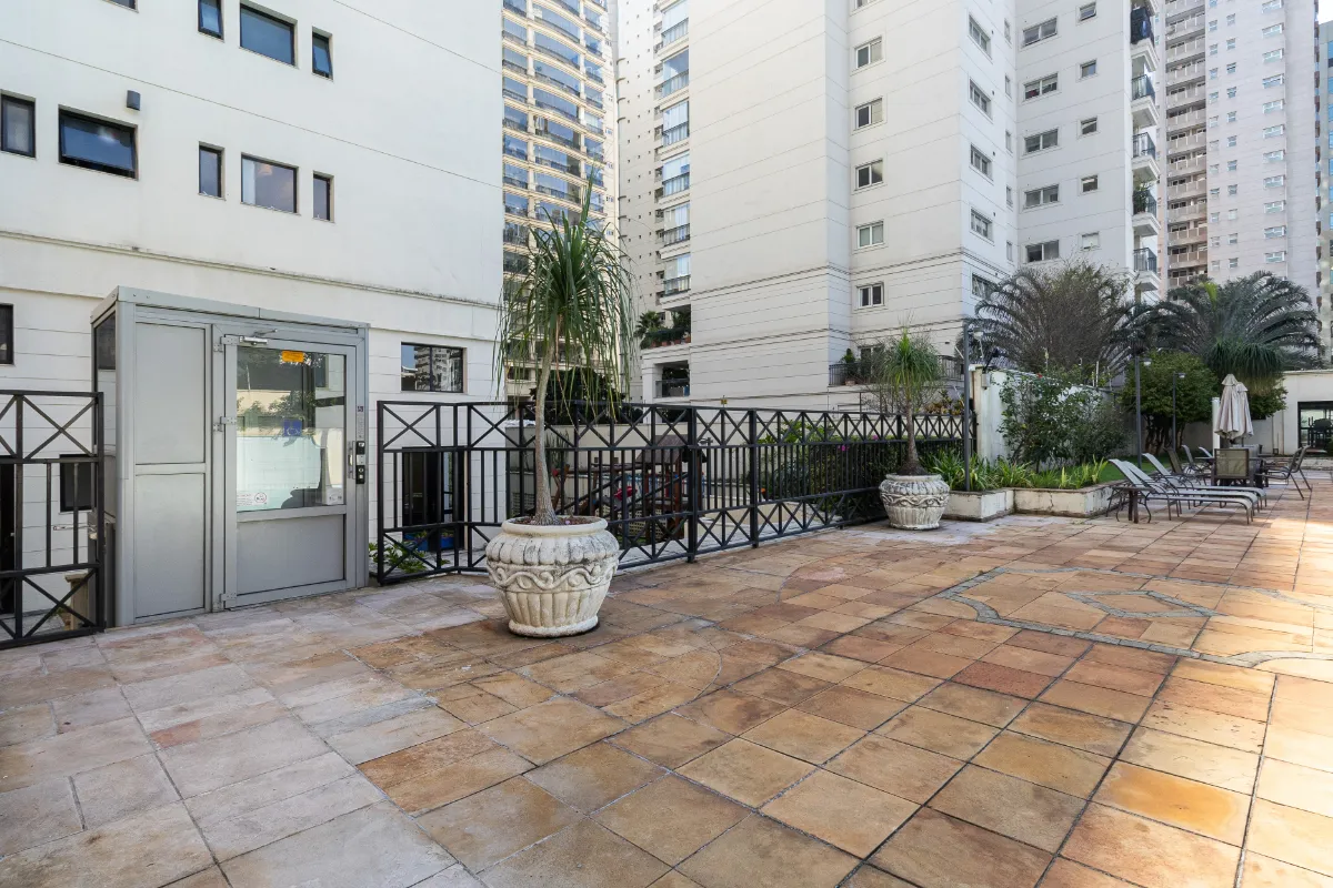 Apartamento à venda com 214m², 3 quartos com vaga - 54