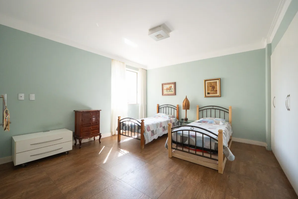 Apartamento à venda com 171m², 3 quartos com vaga - 11