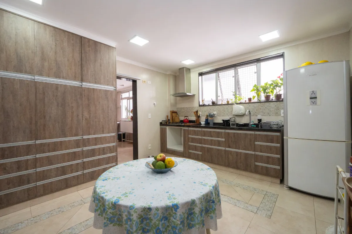 Apartamento à venda com 171m², 3 quartos com vaga - 26