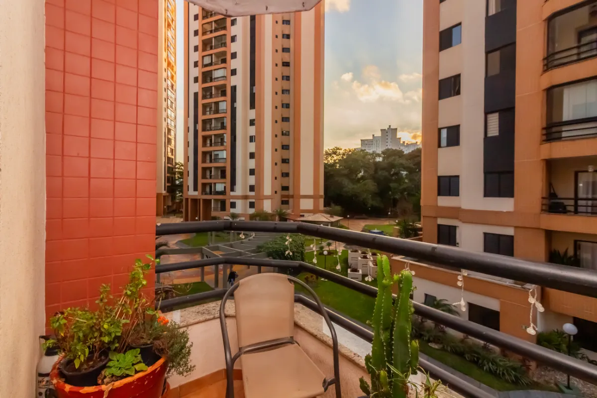 Apartamento à venda com 76m², 3 quartos com vaga - 13