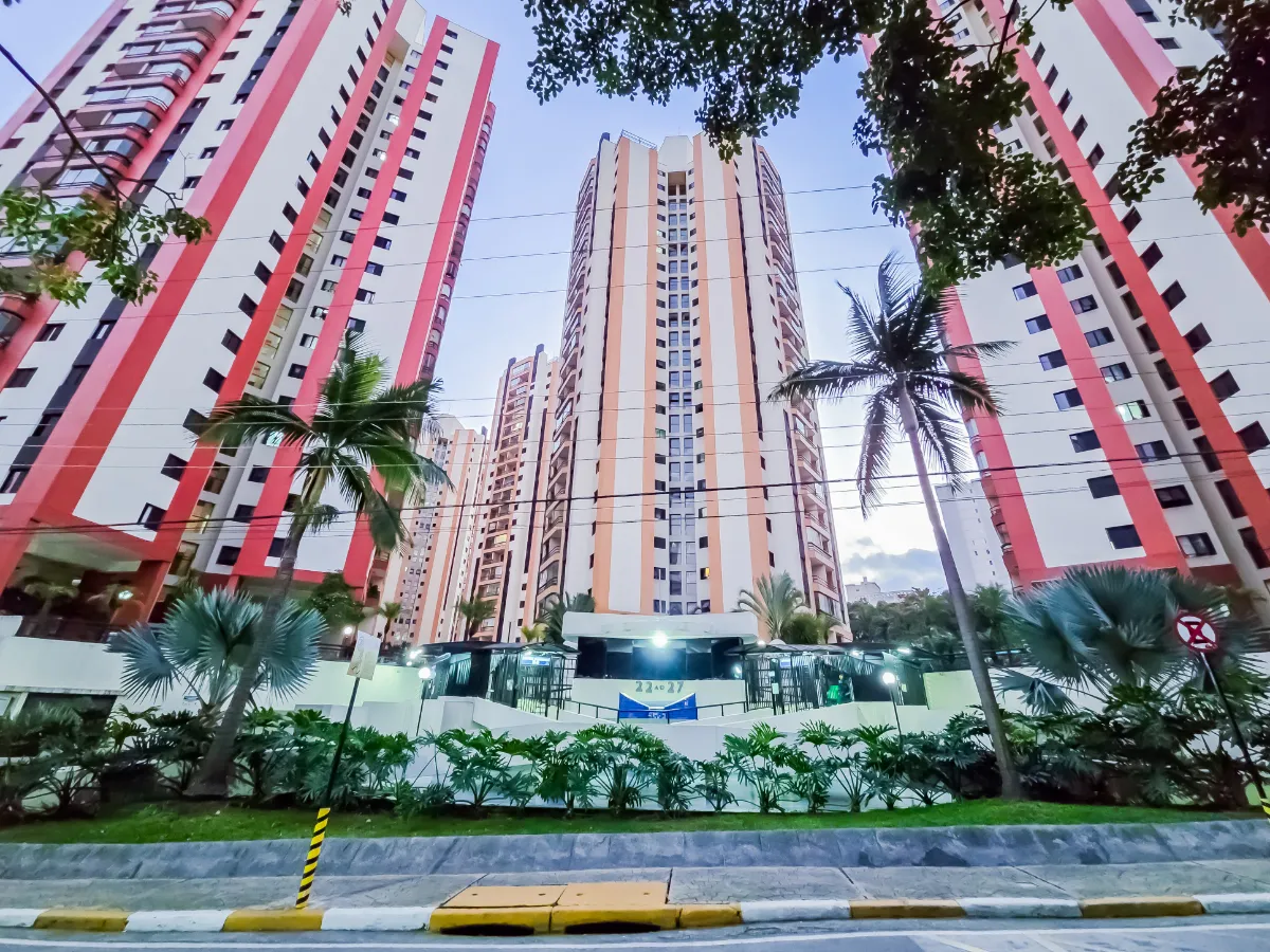 Apartamento à venda com 76m², 3 quartos com vaga - 30
