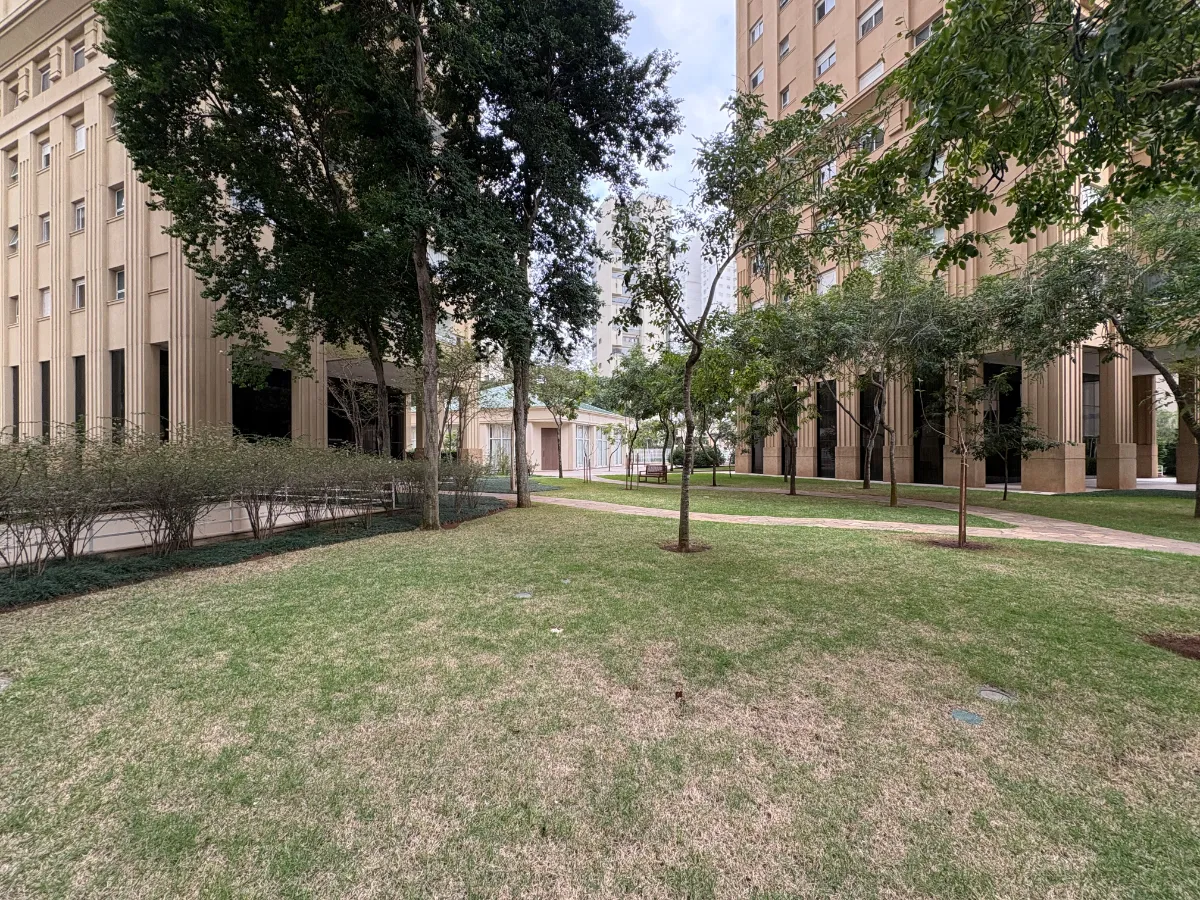 Praça Villa Lobos - 61