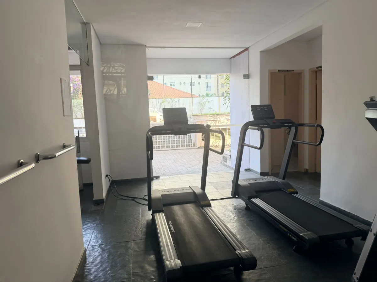 Apartamento à venda com 55m², 2 quartos com vaga - 33