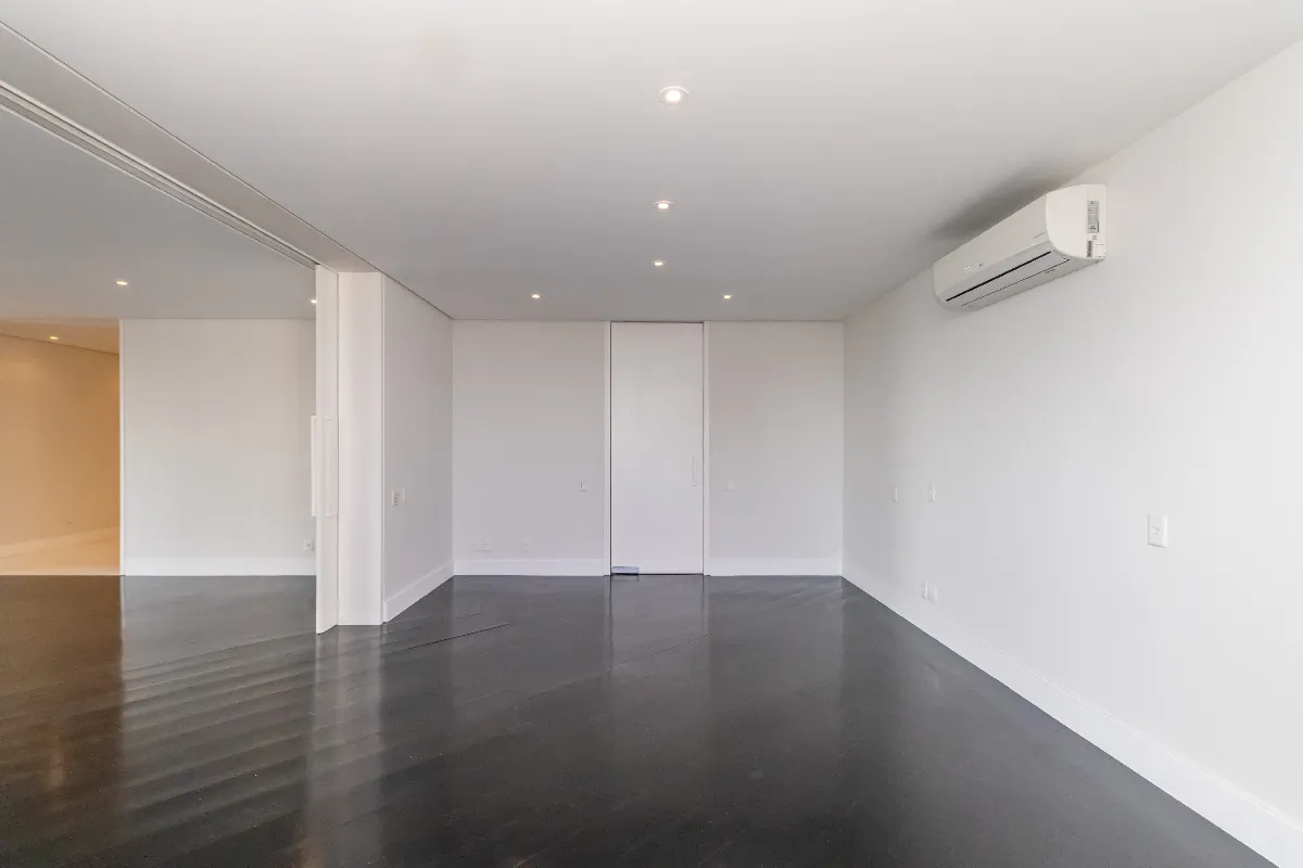 Apartamento à venda com 560m², 5 quartos com vaga - 18