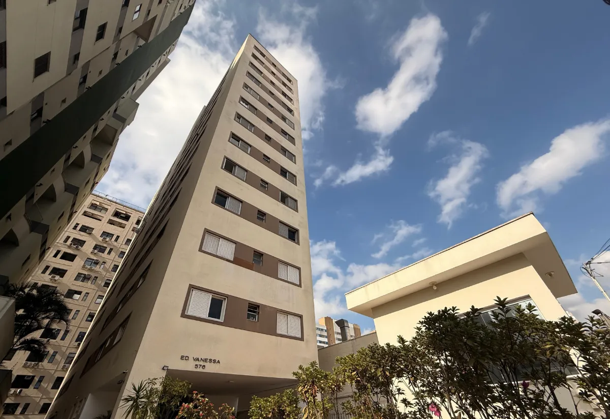 Apartamento à venda com 37m², 1 quarto com vaga - 9
