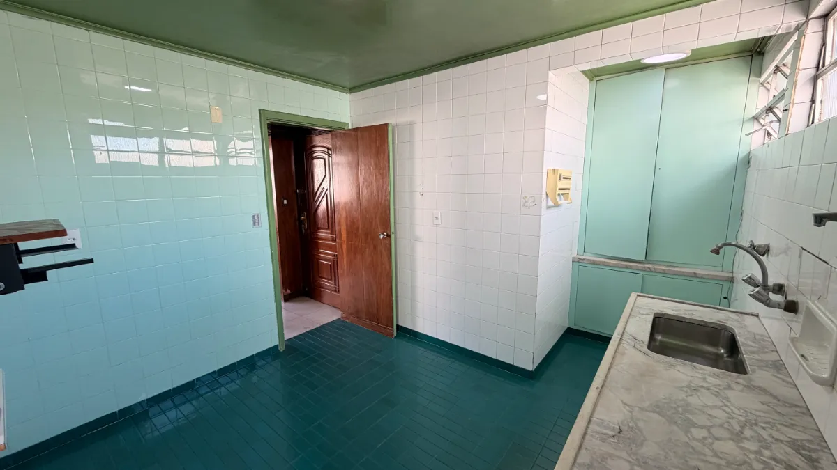 Apartamento à venda com 94m², 2 quartos com vaga - 13