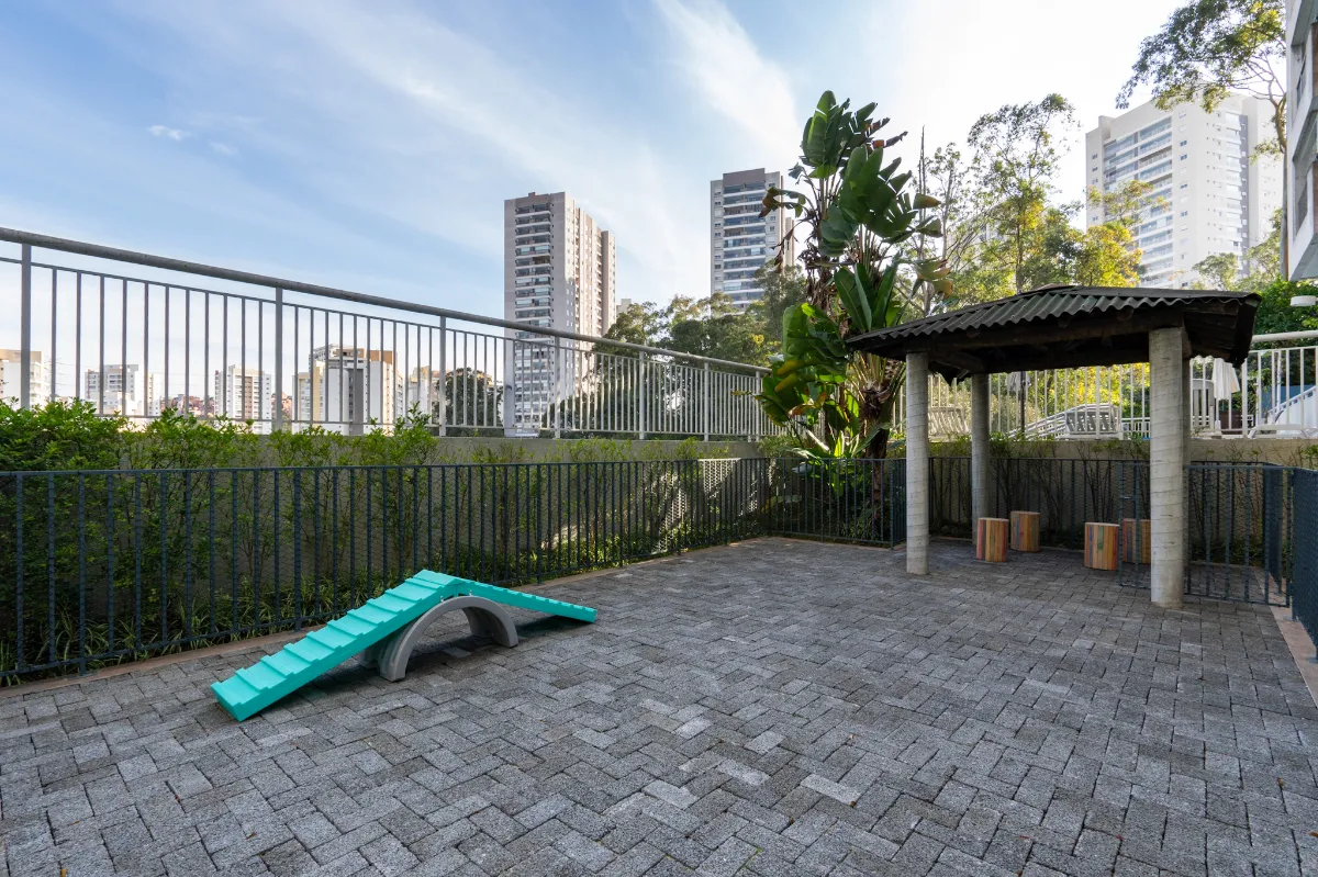 Studio 38 - 33