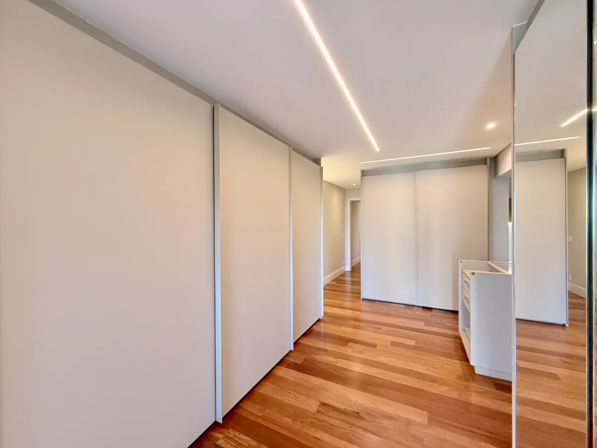 Apartamento à venda com 301m², 4 quartos com vaga - 23