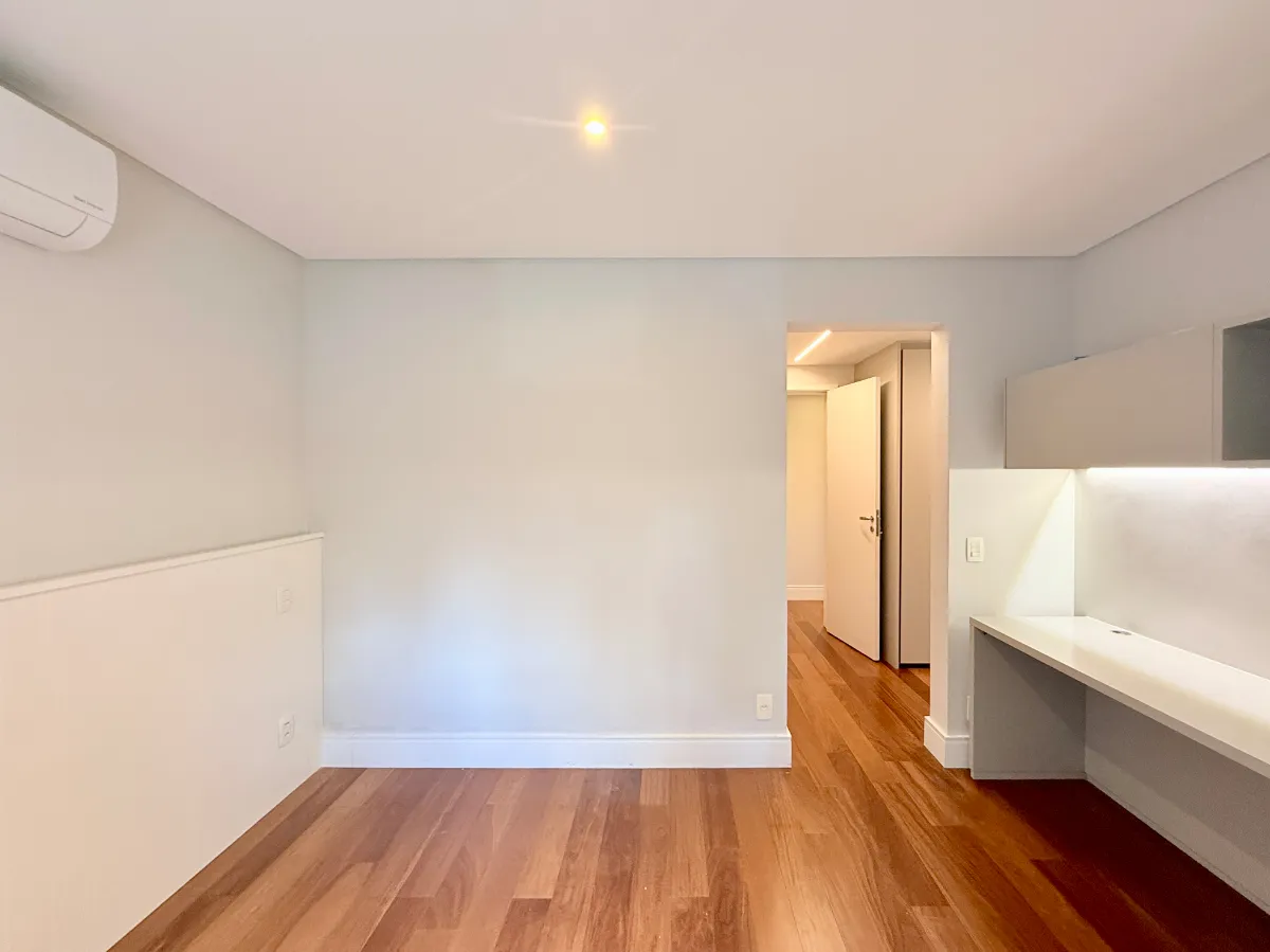 Apartamento à venda com 301m², 4 quartos com vaga - 47