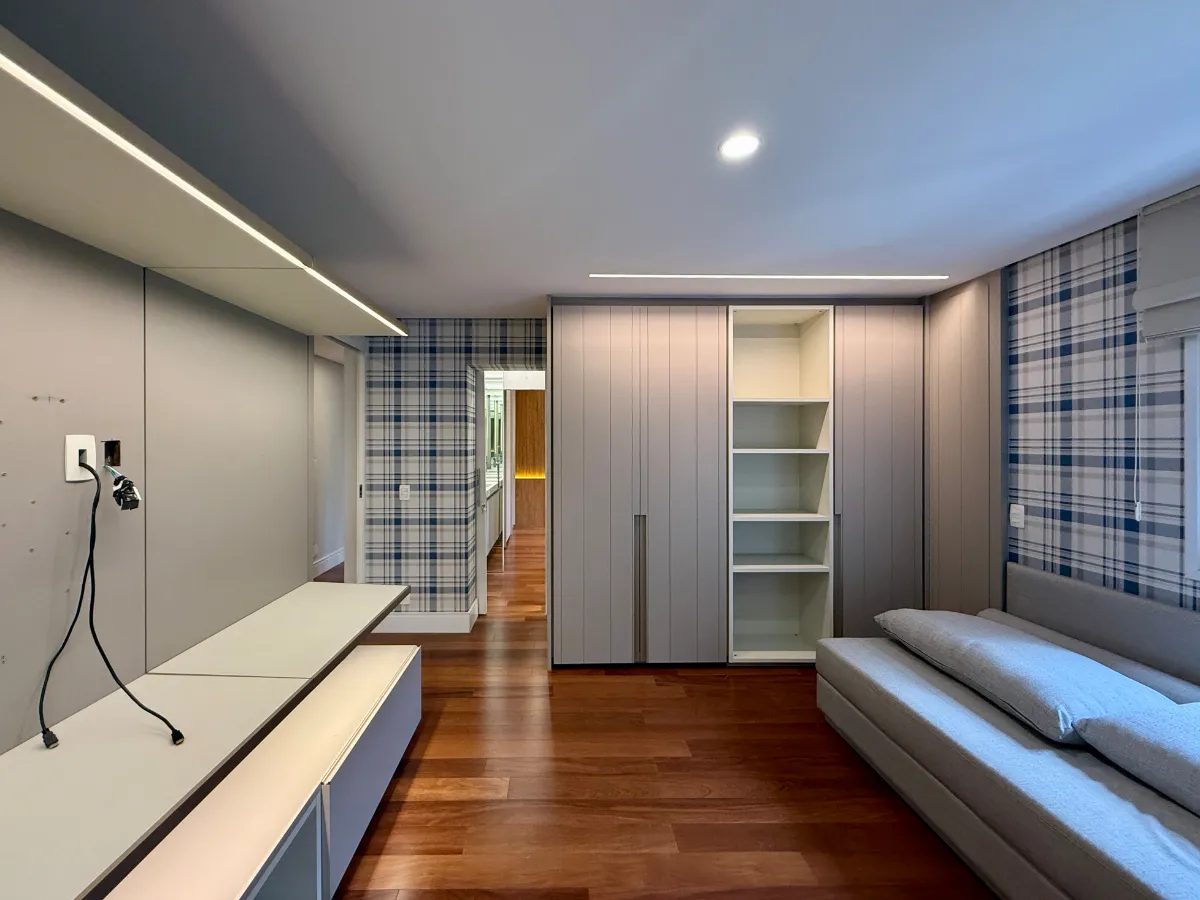 Apartamento à venda com 301m², 4 quartos com vaga - 71