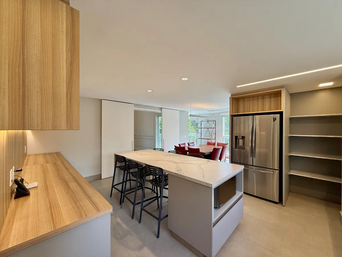 Apartamento à venda com 301m², 4 quartos com vaga - 81