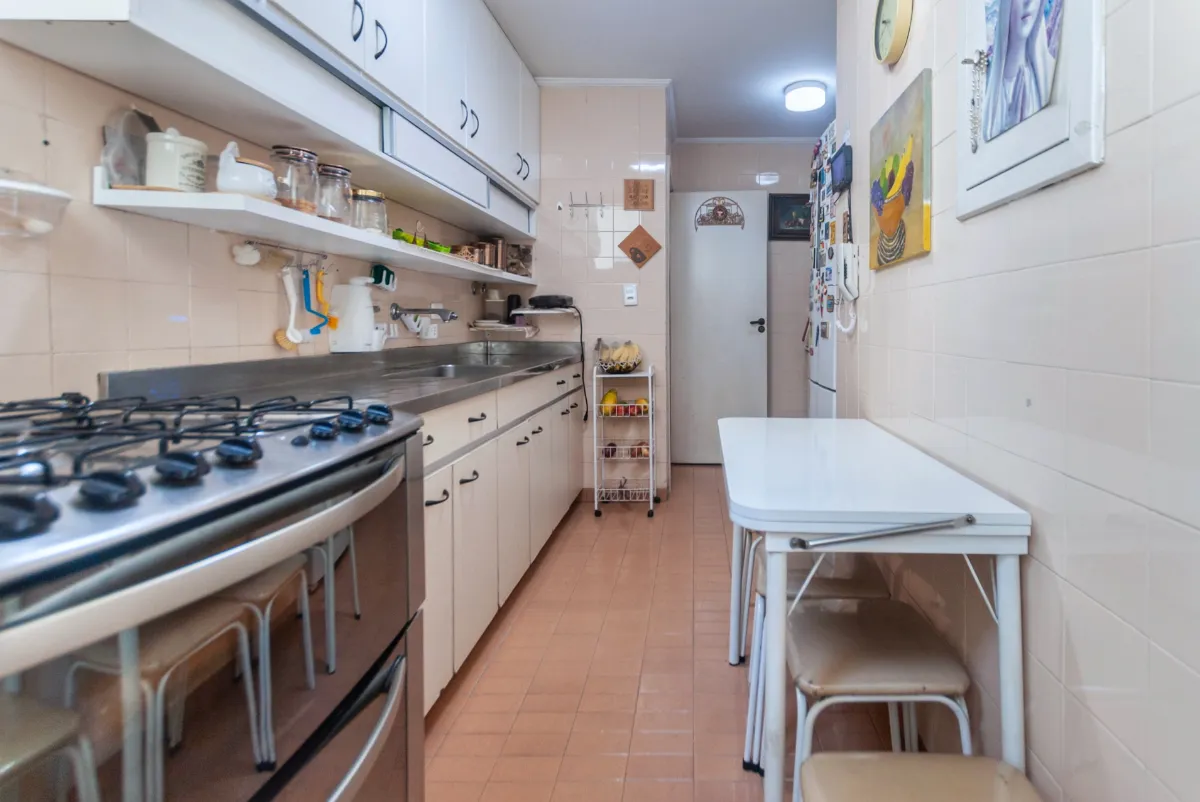 Apartamento à venda com 106m², 3 quartos com vaga - 10