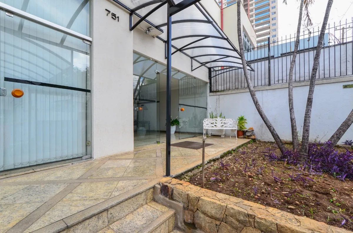 Apartamento à venda com 106m², 3 quartos com vaga - 31