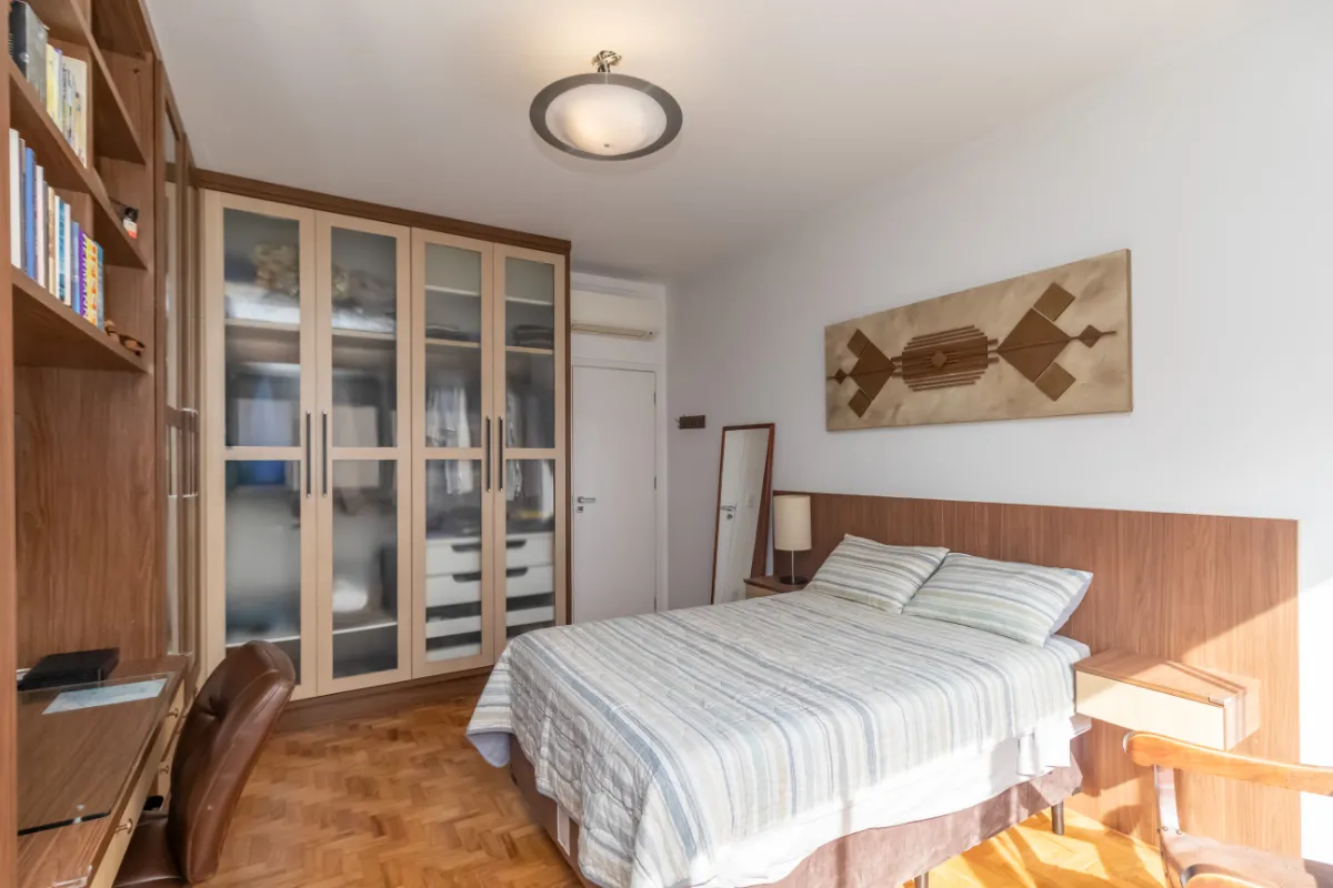 Comodoro - 25
