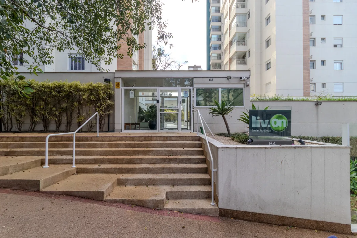 Liv On - 36