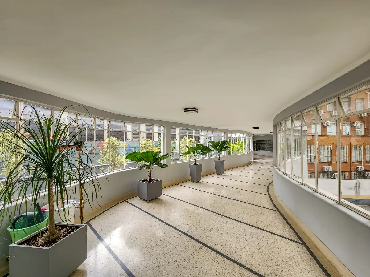 Apartamento à venda com 76m², 2 quartos sem vaga - 18