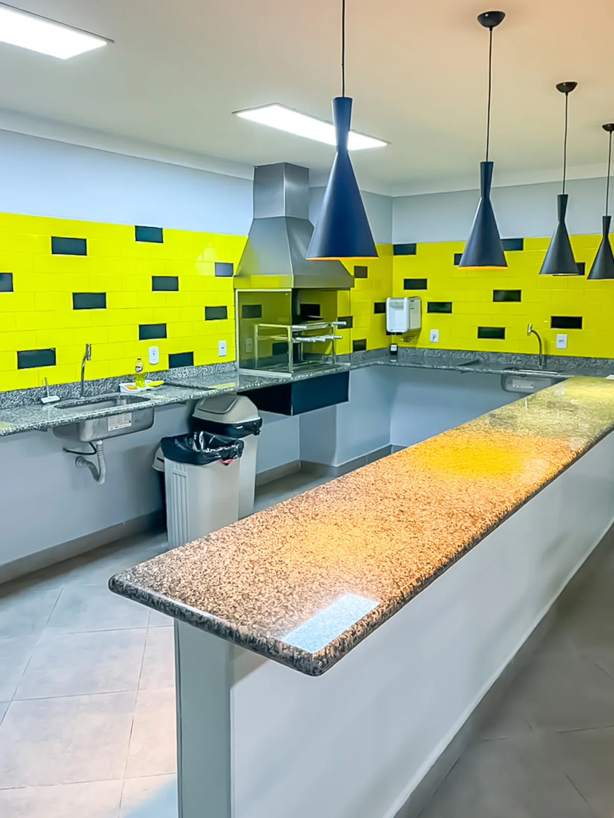 Apartamento à venda com 76m², 2 quartos sem vaga - 29