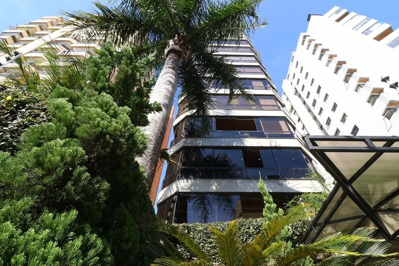 Edifício Danielle F Halle - 22