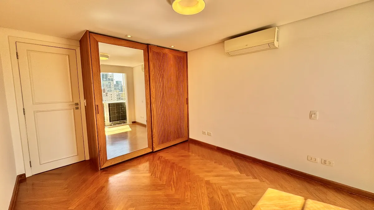 Apartamento à venda com 126m², 2 quartos com vaga - 6