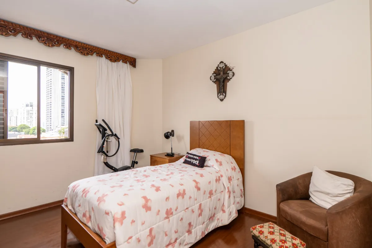 Apartamento à venda com 169m², 3 quartos com vaga - 14