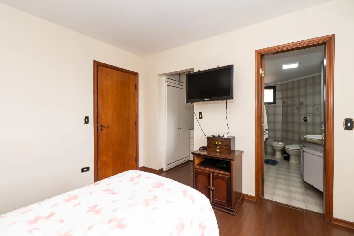 Apartamento à venda com 169m², 3 quartos com vaga - 15