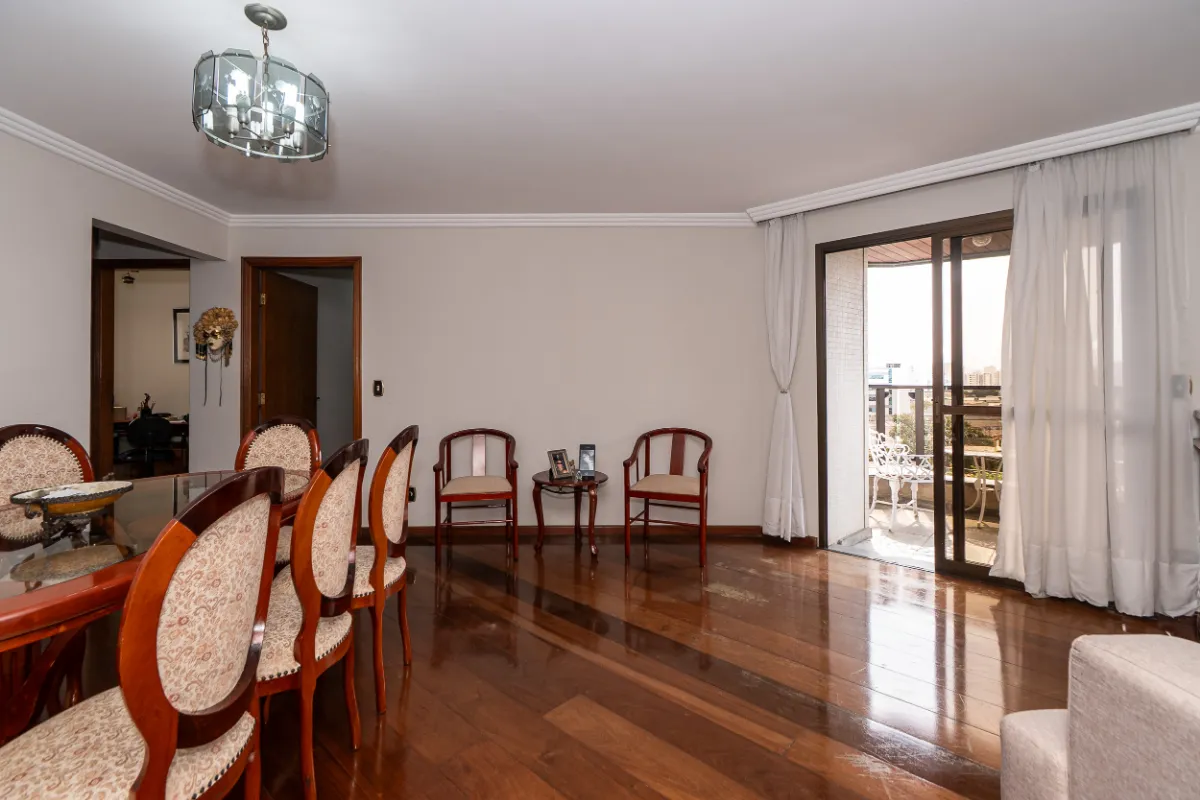 Apartamento à venda com 169m², 3 quartos com vaga - 2