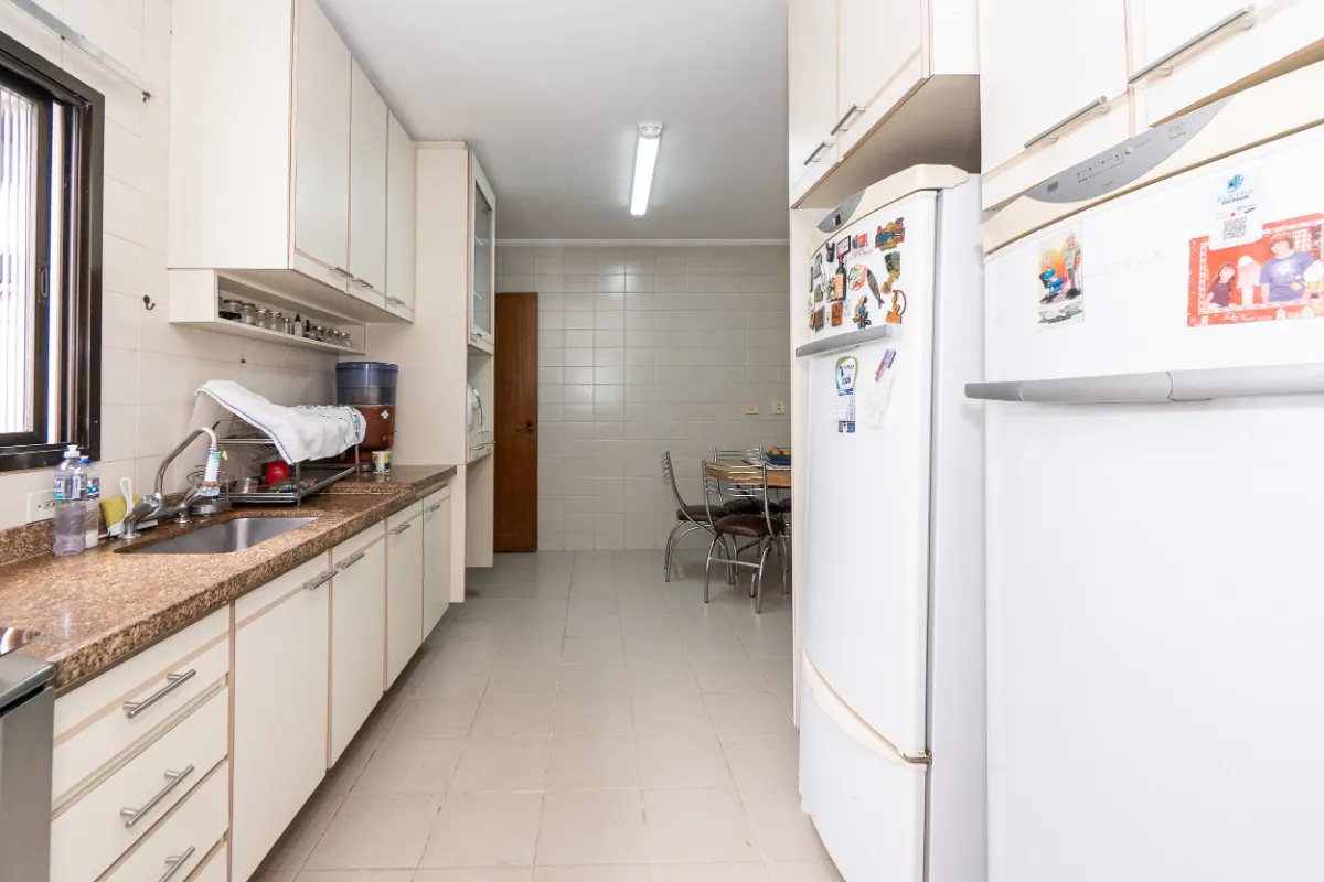 Apartamento à venda com 169m², 3 quartos com vaga - 26