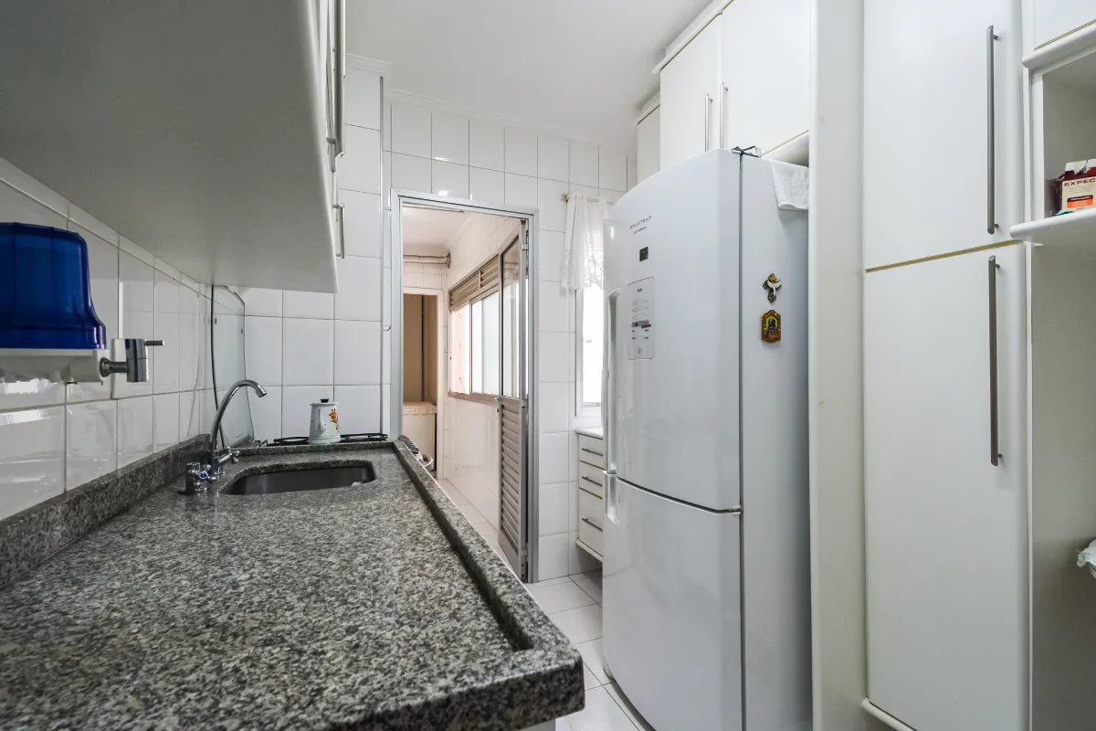 Apartamento à venda com 88m², 3 quartos com vaga - 27