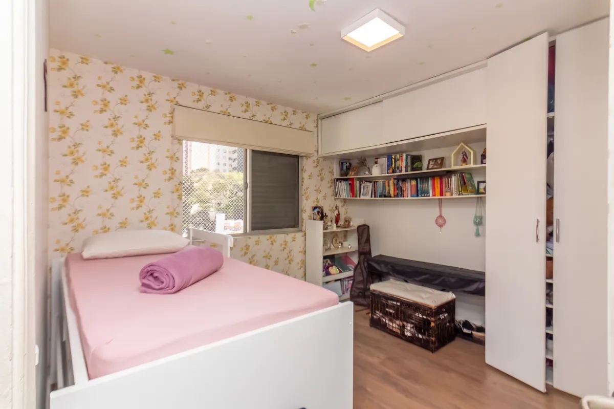 Apartamento à venda com 65m², 2 quartos com vaga - 13