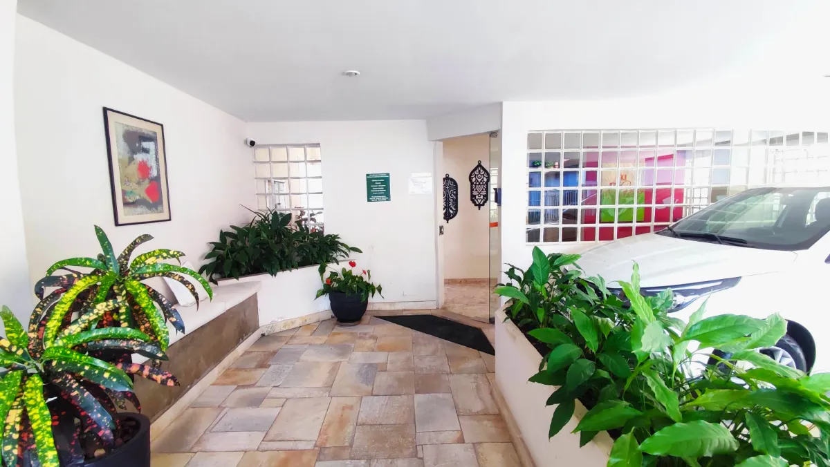 Apartamento à venda com 65m², 2 quartos com vaga - 37