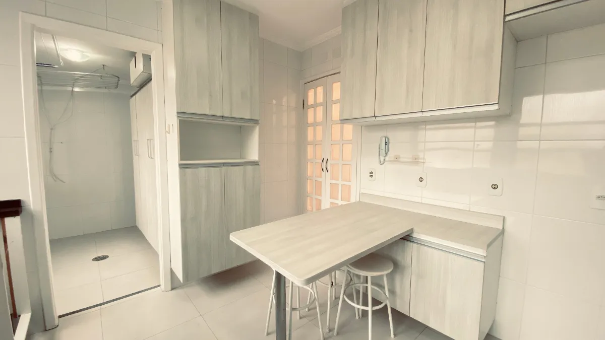 Apartamento à venda com 85m², 3 quartos com vaga - 27