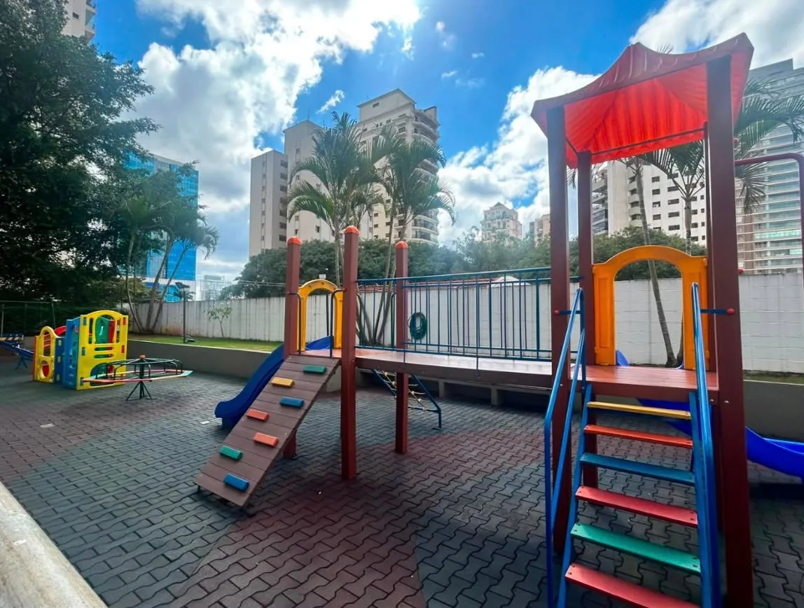 Apartamento à venda com 96m², 2 quartos com vaga - 22